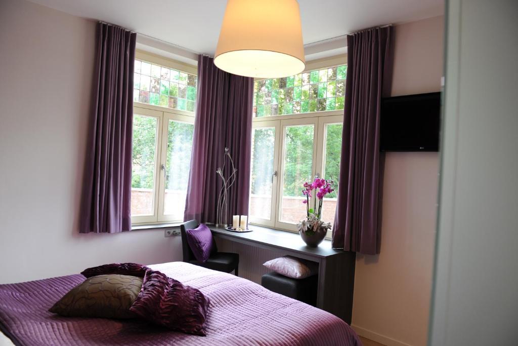 Charmehotel Villa Saporis Hasselt Oda fotoğraf